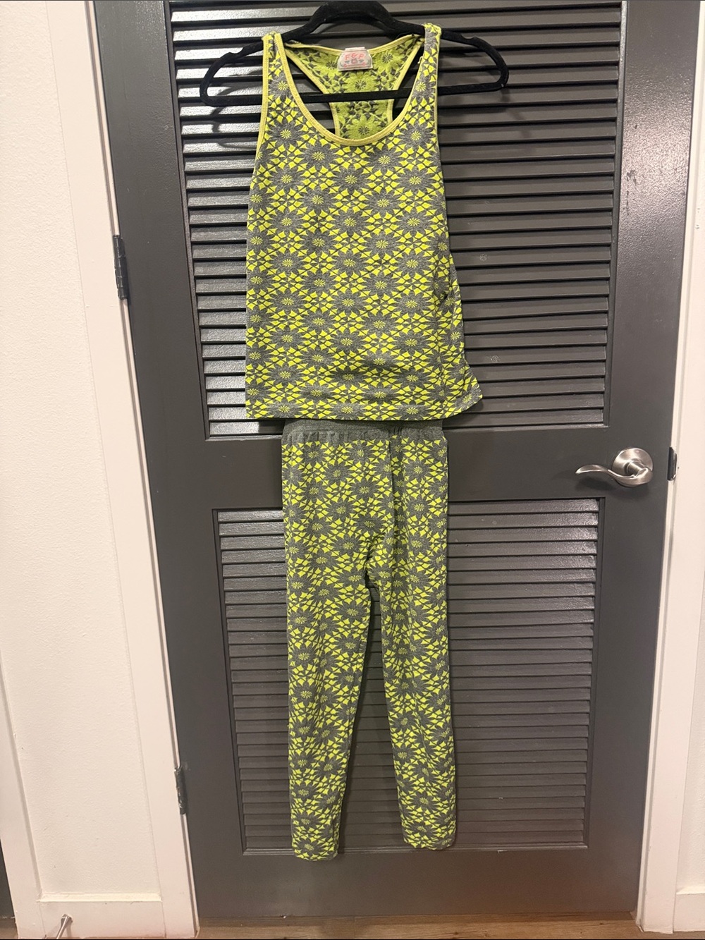 Girls' Neon Yellow & Gray Floral Tank Pajama Set - Unbranded